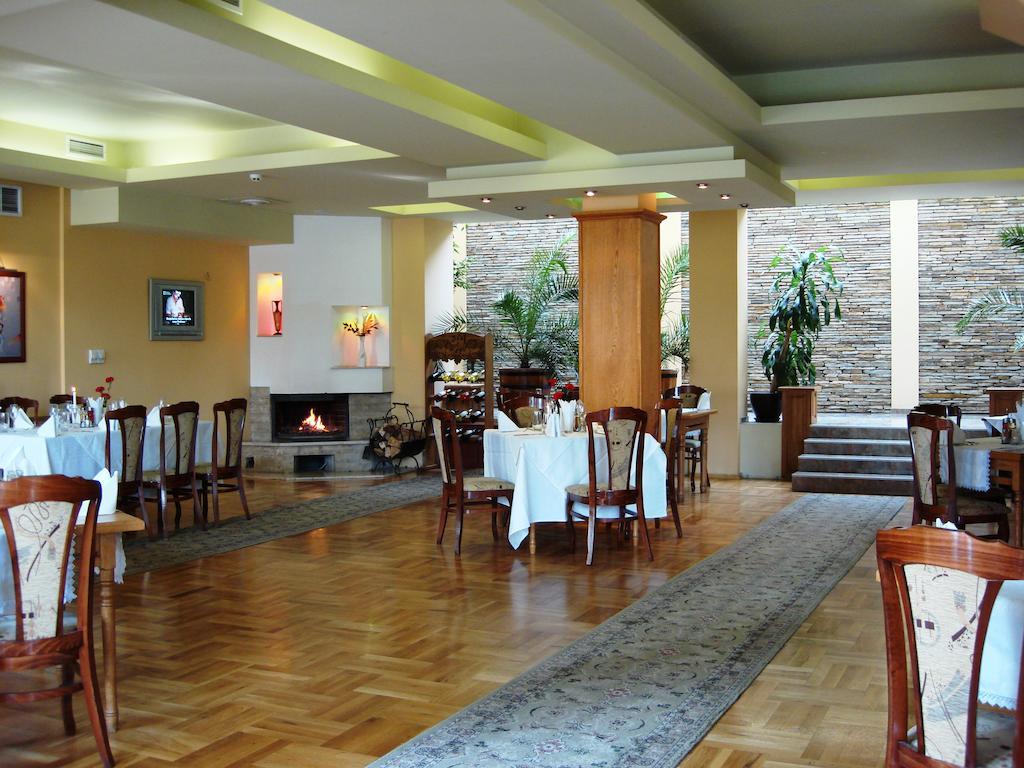 National Palace Wine & Spa Hotel Sliven 外观 照片